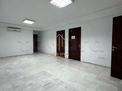 📣 Location Bureau 172m² à Montplaisir