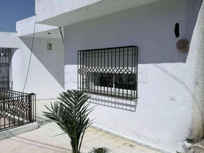 A louer petite villa s3 manar1