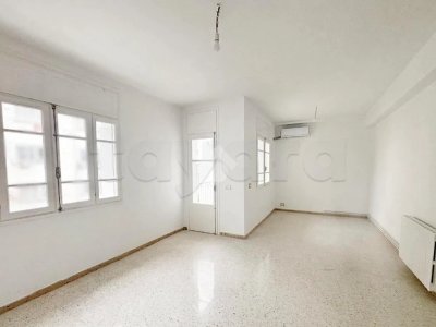 A Vendre : S+3 à El Manar II