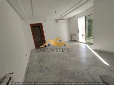 Menzah 9c ; Un appartement S+3 avec place parking sous sol