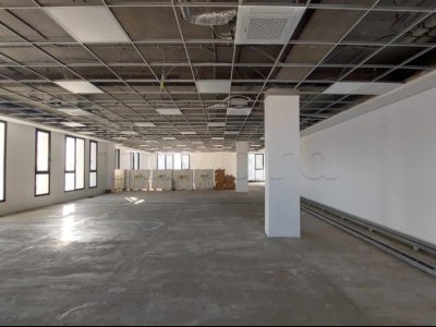 A louer plateau open space neuf 500m² lac 3