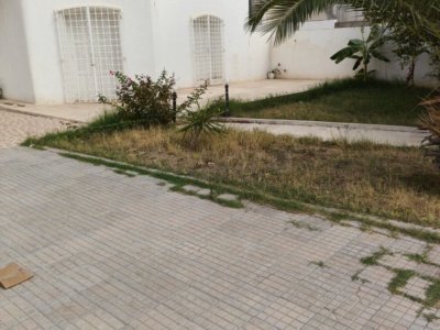 Villa s+4 RDC manzeh 9 à menzah 9