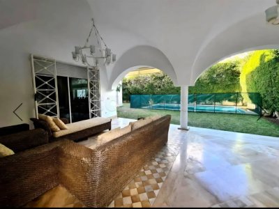 Villa a Gammarth zone touristique