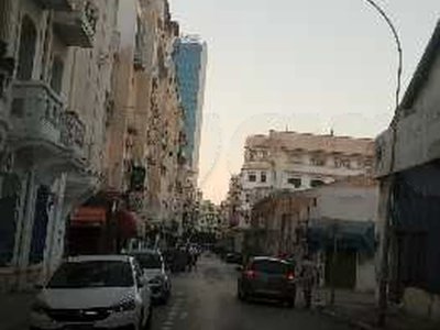 شقة مفروشة في تونس العاصمة جنب محطة القطار برشلونة باليوم