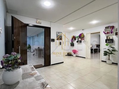 À Louer Plateau 335m² à📍Montplaisir