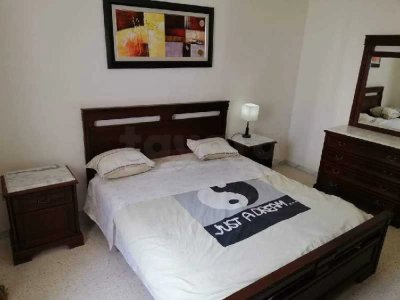 location appartement meublé par jour trois chambres salon à Tunis route la Marsa cité les palmeraies Aouina appartement stérilisé hygiène