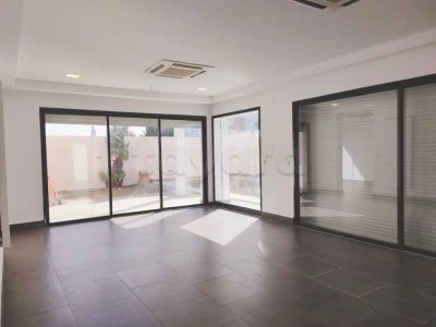 À louer – Villa S+4 avec jardin & piscine à La Marsa