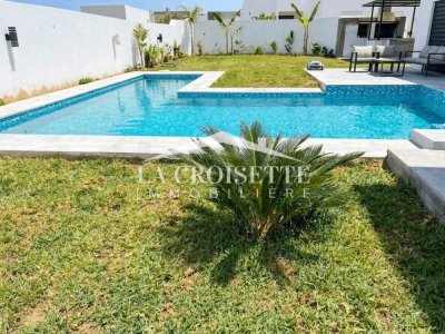 Villa s+5 avec piscine à louer à Gammarth MVL0123