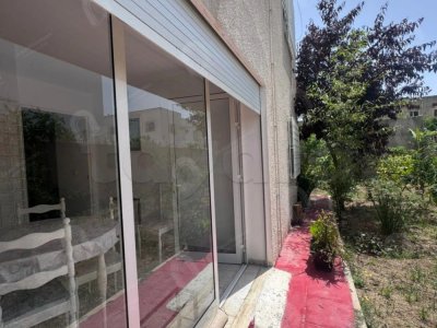 A vendre Villa 2S+5 avec grand jardin à cité romena