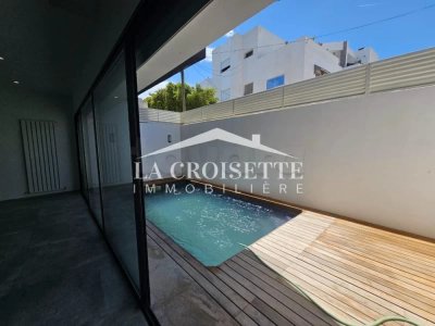 Triplex s5 avec piscine à louer à Gammarth MDL0570