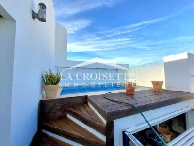 triplex meublé indépendant S+4 avec piscine  à Gammarth  ZTRL0106
