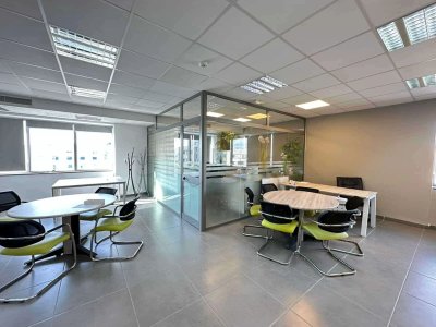 A louer 1 Bureau 286 m² open space et 3 pièces Lac 3