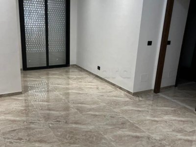 A vendre – Appartement S+2 haut standing de très bonne orientation