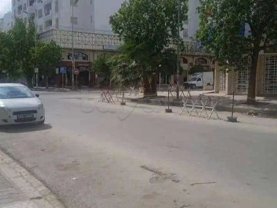 a vendre  FC café salon thé ( café) a laffayette tunis