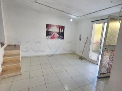 À louer un studio à Ain Zaghouan Nord