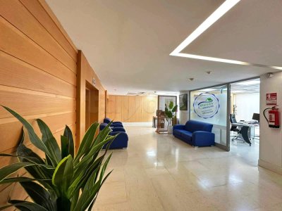 A louer immeuble bureautique 3 niv 1130 m² Cité Jardins