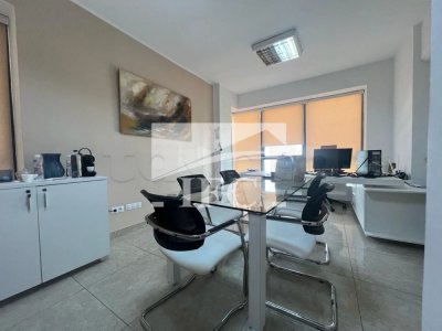 Bureau en 4 espaces-130m²-CUN-IFCU107