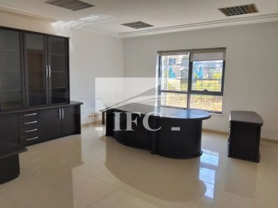 Bureau en 7 espaces-270m²-Lac 1–IFCL1341