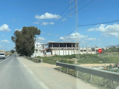 قطعة أرض صالحة للبناء للبيع    / Parcelle de terrain constructible à vendre Saisir le titre  Un titre percutant attirera davantage l'attention des utilisateurs.  Catégorie * Catégorie   Sous-catégorie   Sélectionnez la catégorie et la sous-catégorie appro