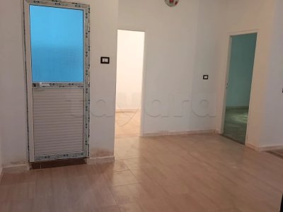 À vendre – Villa S+2 avec garage + 1er étage (dalle + murs prêts) à Jebel El Ouest, Zaghouan