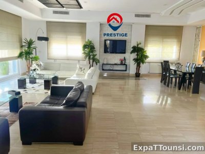 À vendre une villa à Kantaoui Sousse